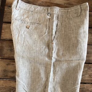 Flash sale...Men’s Tommy Bahama shorts size 33